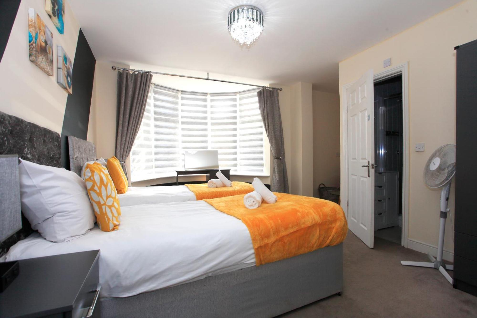 Luxury Hot Tub Entertainment Room Central Park Peterborough Zewnętrze zdjęcie